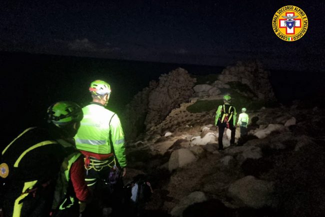 Gli uomini del Soccorso Alpino a Capo Pecora