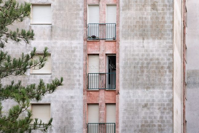 Nuoro, la palazzina di via Gonario Pinna (foto S.Novellu)