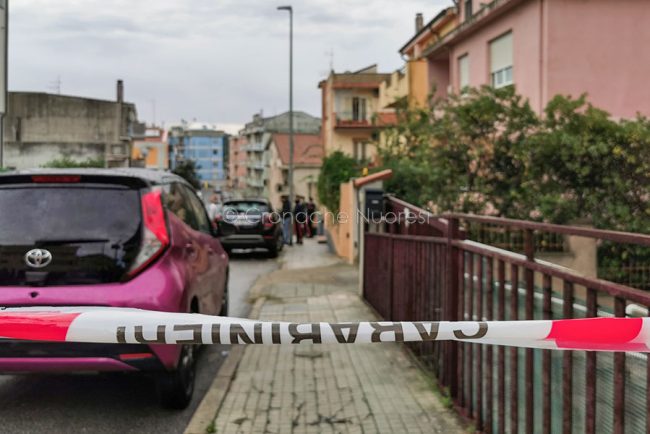 Pluriomicidio-suicidio a Nuoro (foto S.Novellu)