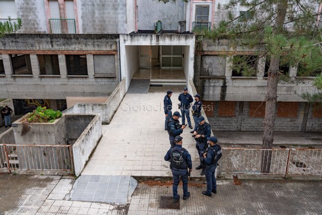 Pluriomicidio-suicidio a Nuoro (foto S.Novellu)