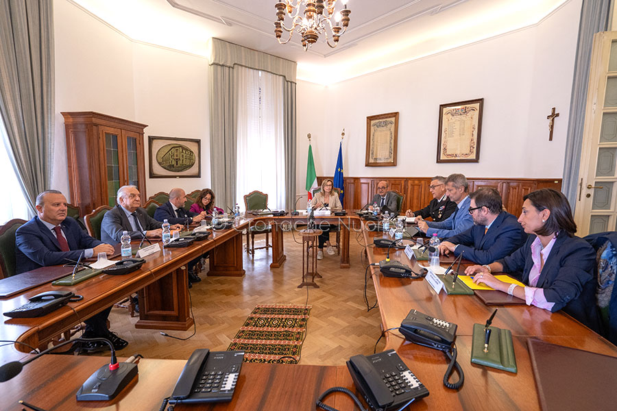 La macchina della Giustizia a Nuoro è ancora nel baratro per assenza di personale: se ne discute in Prefettura