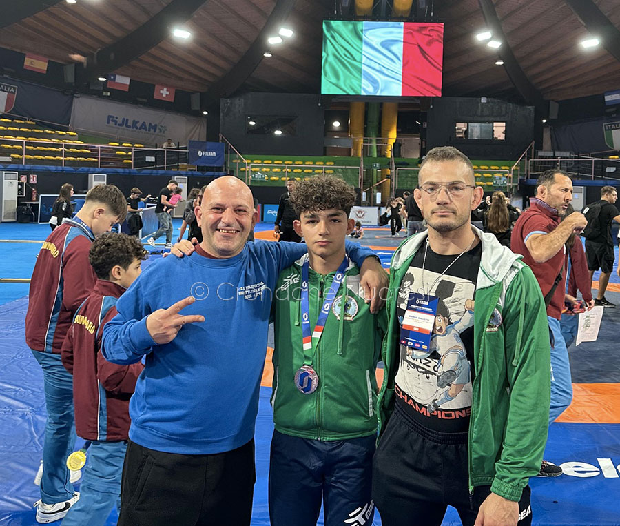 Nuoro alla ribalta nazionale grazie all’atleta Riccardo Fenu che conquista il bronzo nella Lotta