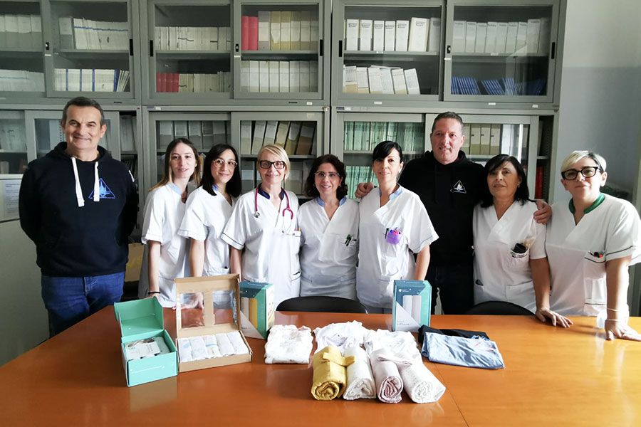 L’Apnea Team avvolge di tenerezze i neonati prematuri dell’Aou di Sassari