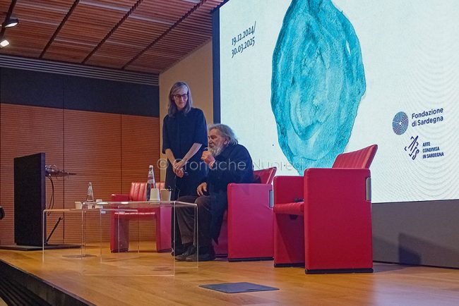 L'inaugurazione della mostra di Graziano Salerno (foto Dessi')