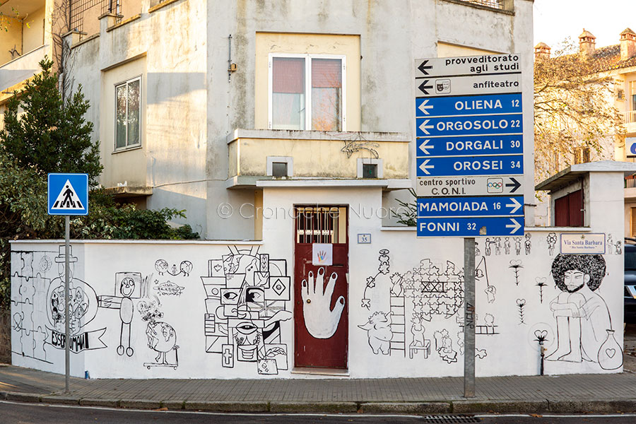 Nuoro. “Colori e Voci: murales e dialogo per un futuro inclusivo”. I diritti delle persone con disabilità celebrati con un murale