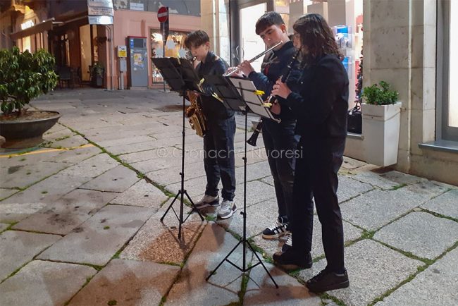 Nuoro, concerti itineranti di Natale (foto Nieddu)