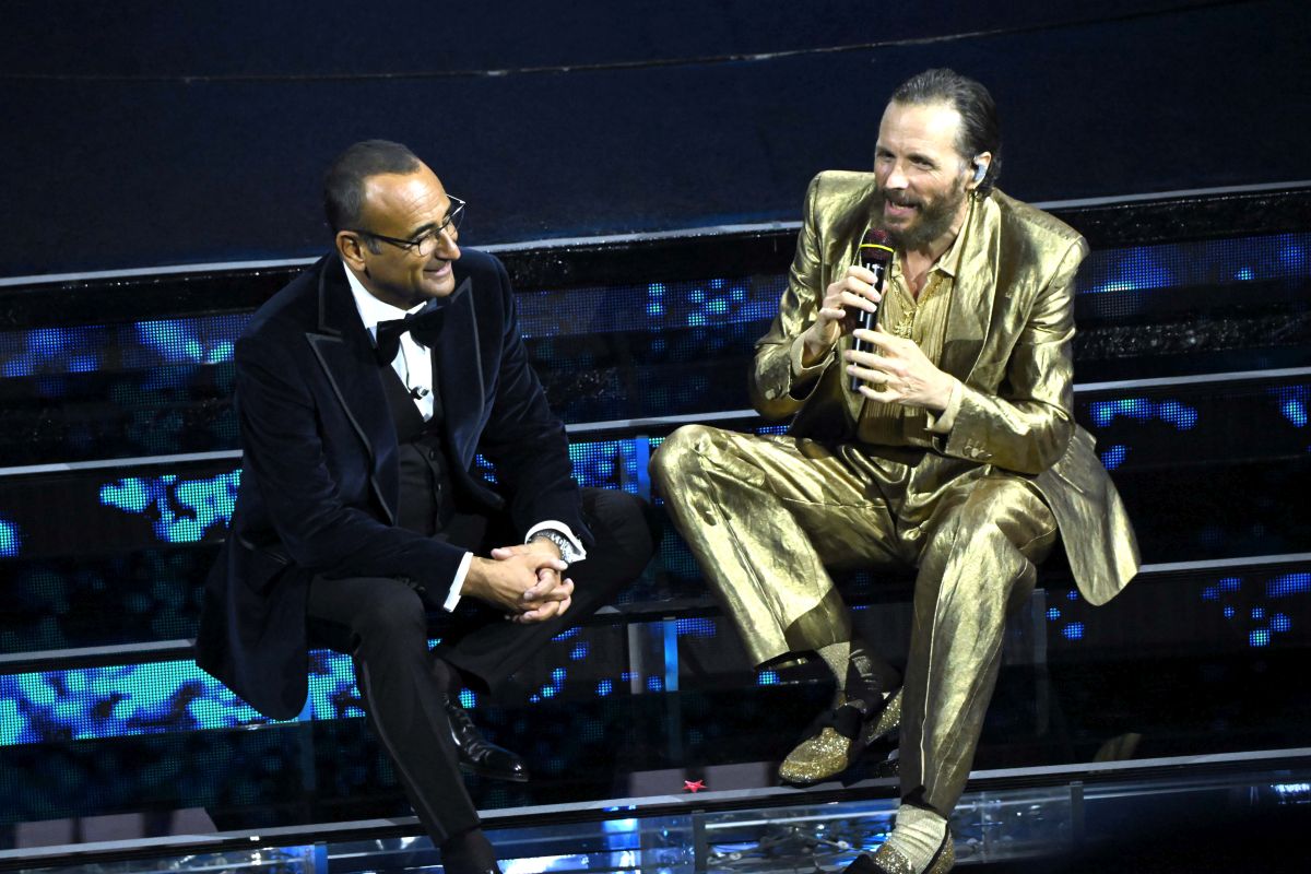 Sanremo. Jovanotti travolge l’Ariston “Felice, festival speciale”